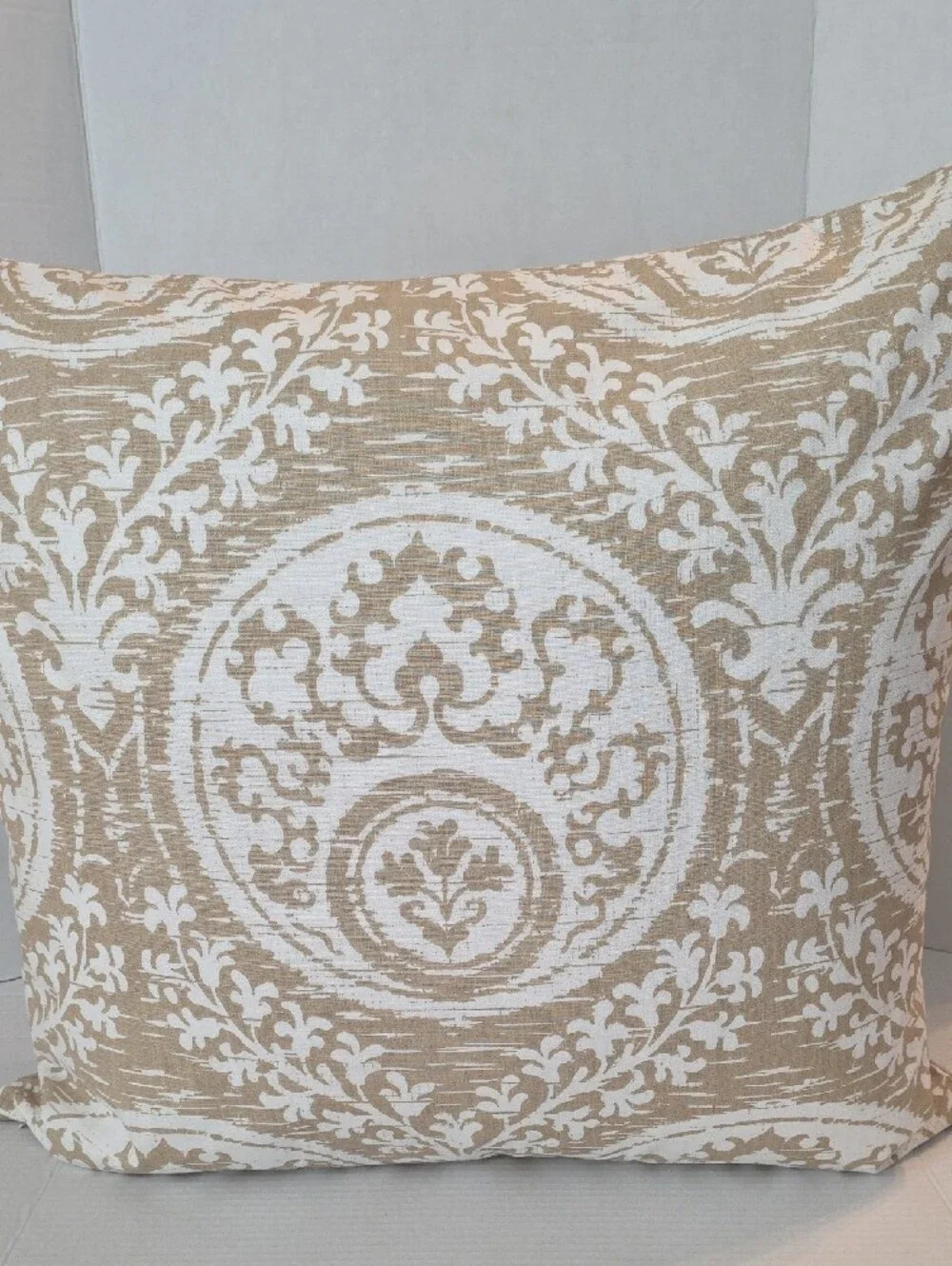 Pottery Barn White Tan Medallion Cotton Accent Pillow